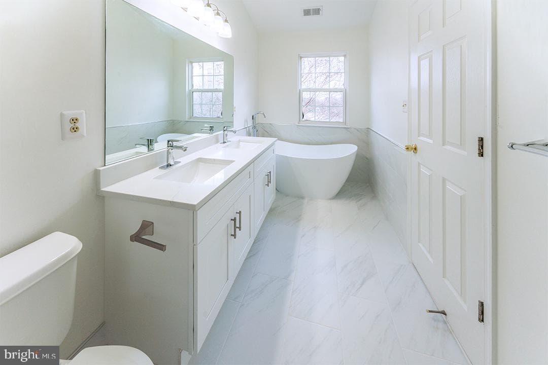 9734 Washingtonian Boulevard photo 18