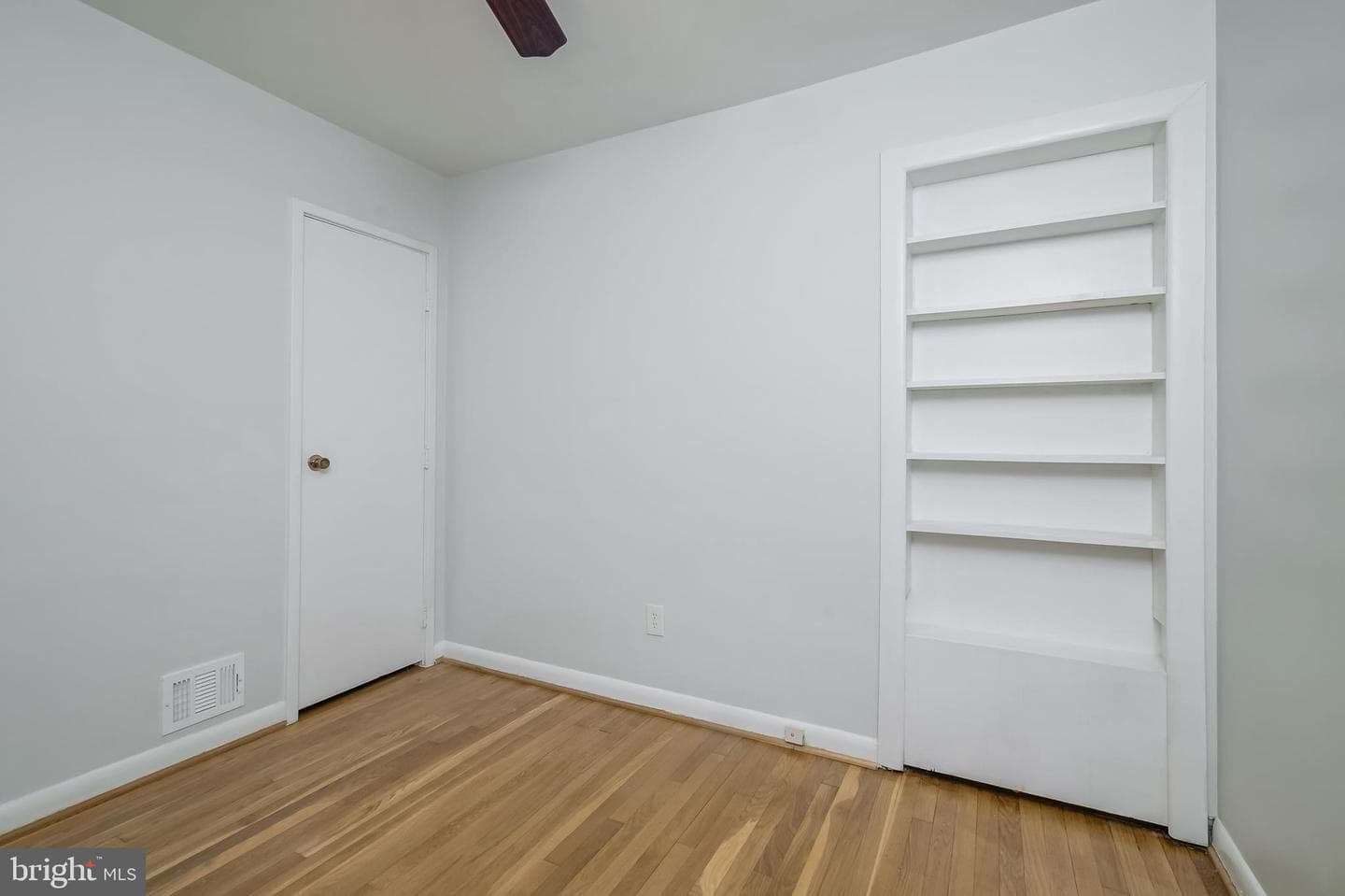 3808 Greenly Street photo 26