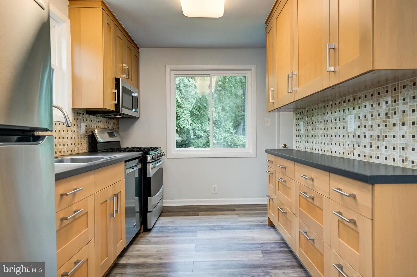 3808 Greenly Street photo 4
