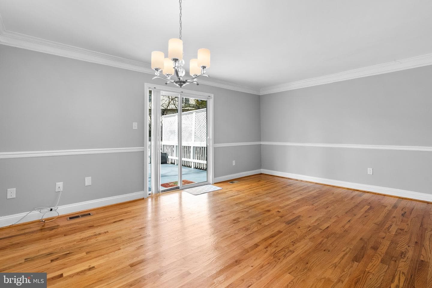 728 Oxford Square Drive photo 16