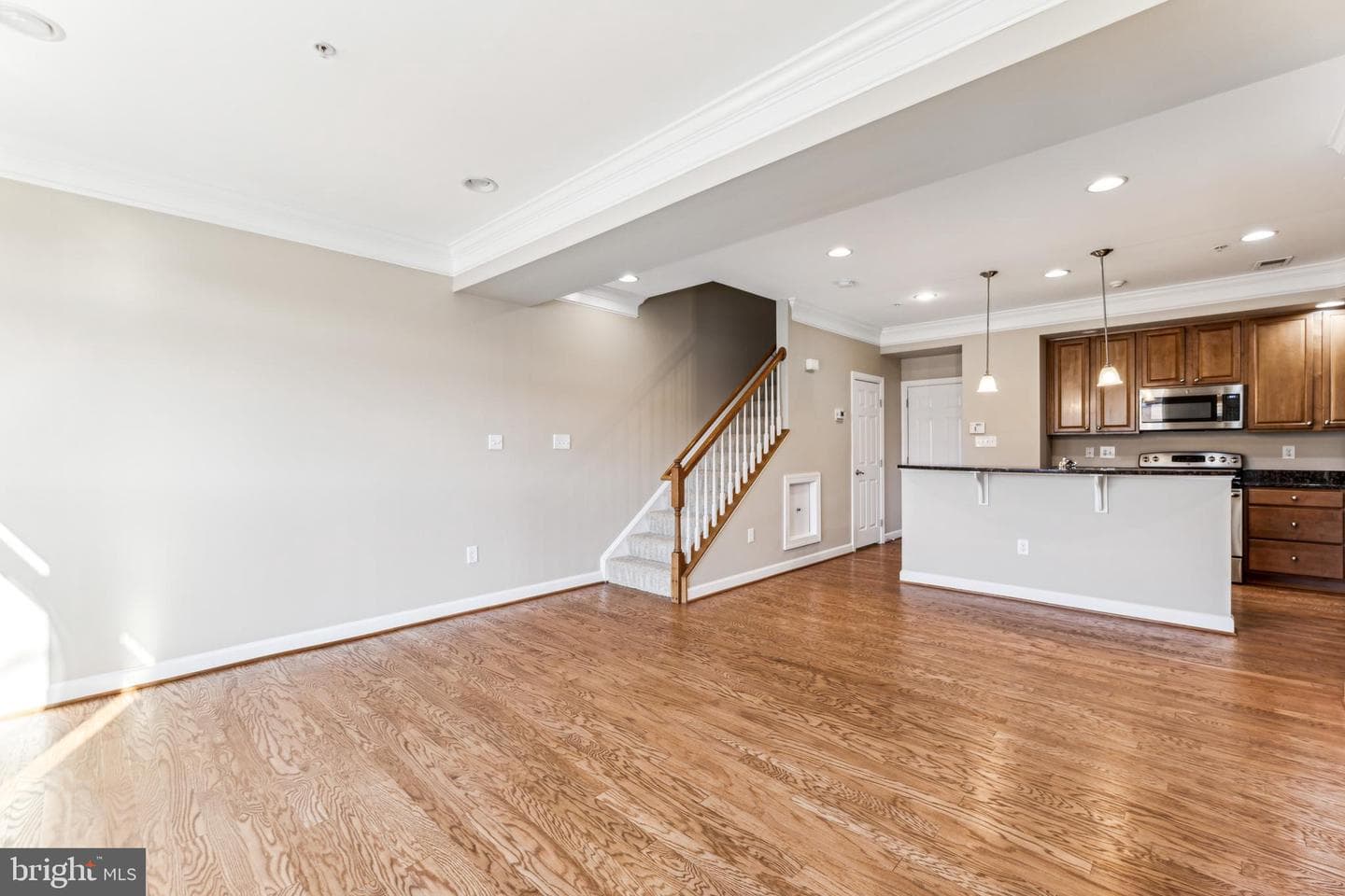 256 Urban Avenue #256 photo 4