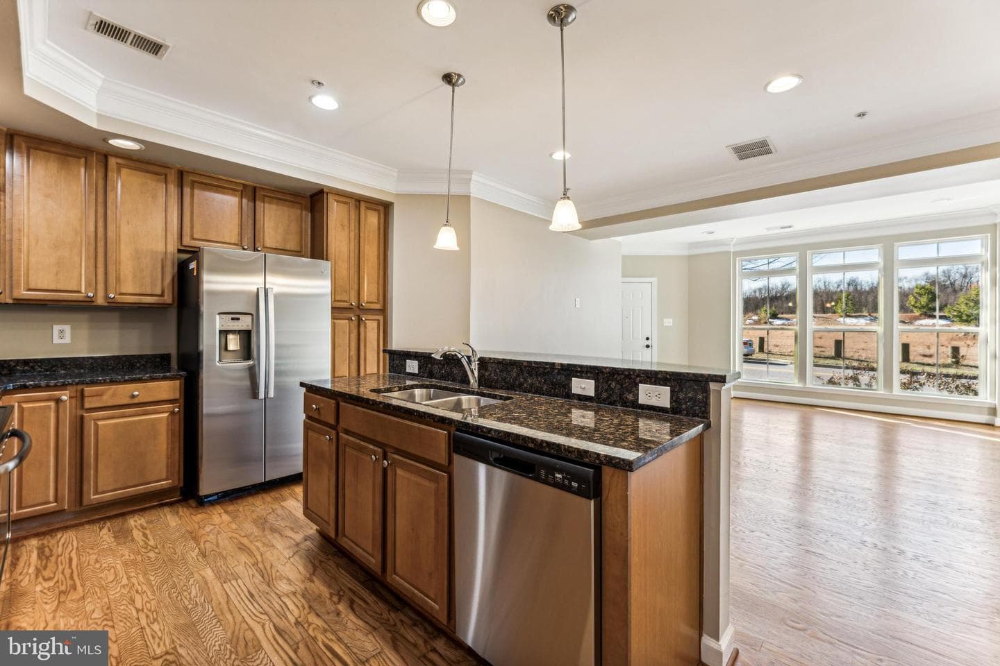 256 Urban Avenue #256 photo 7
