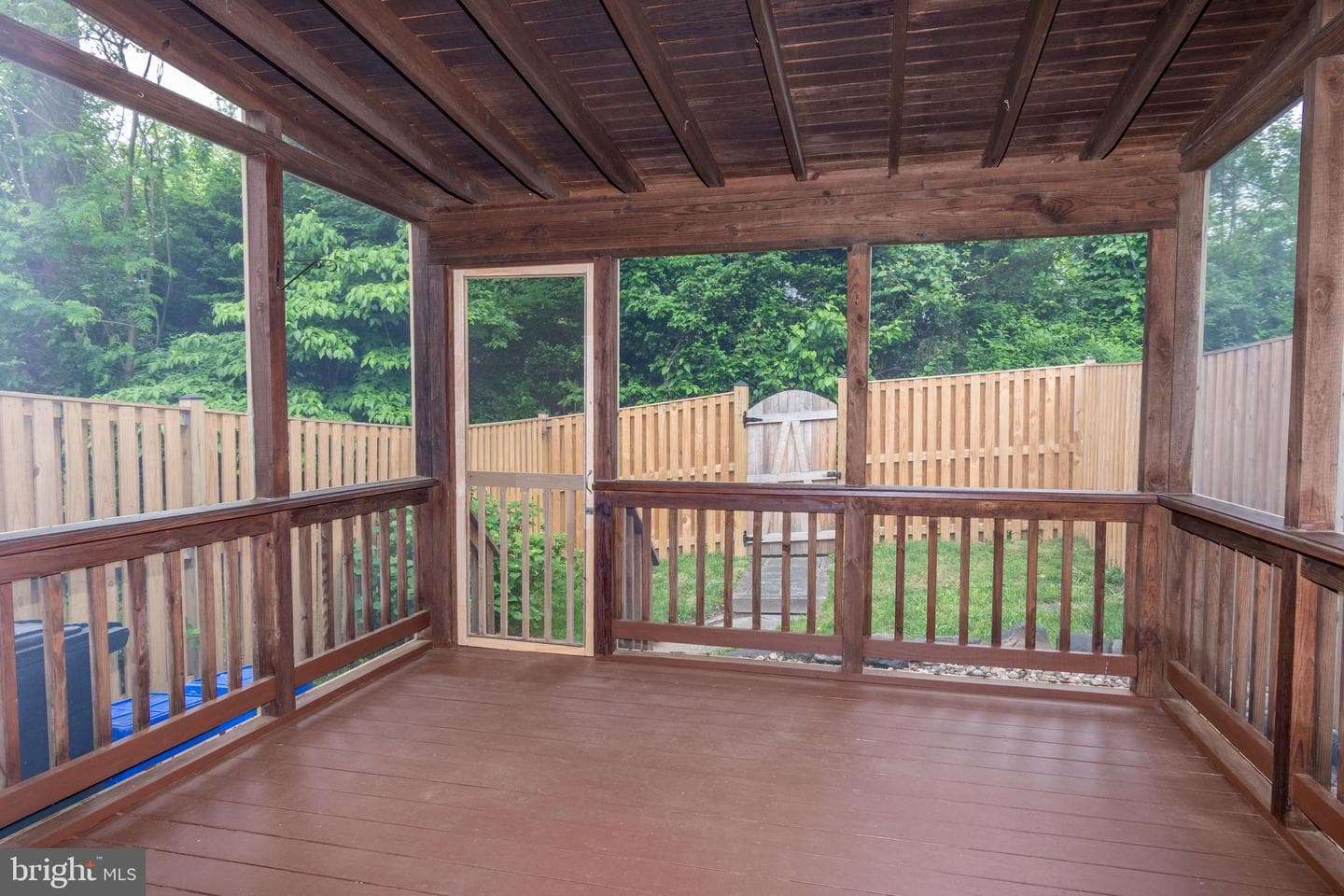 10722 Lester Street photo 22