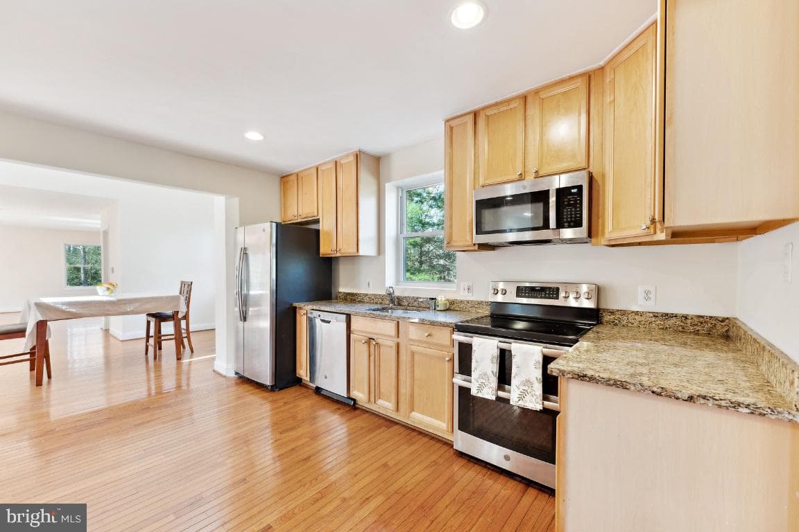 12308 Remington Drive photo 16