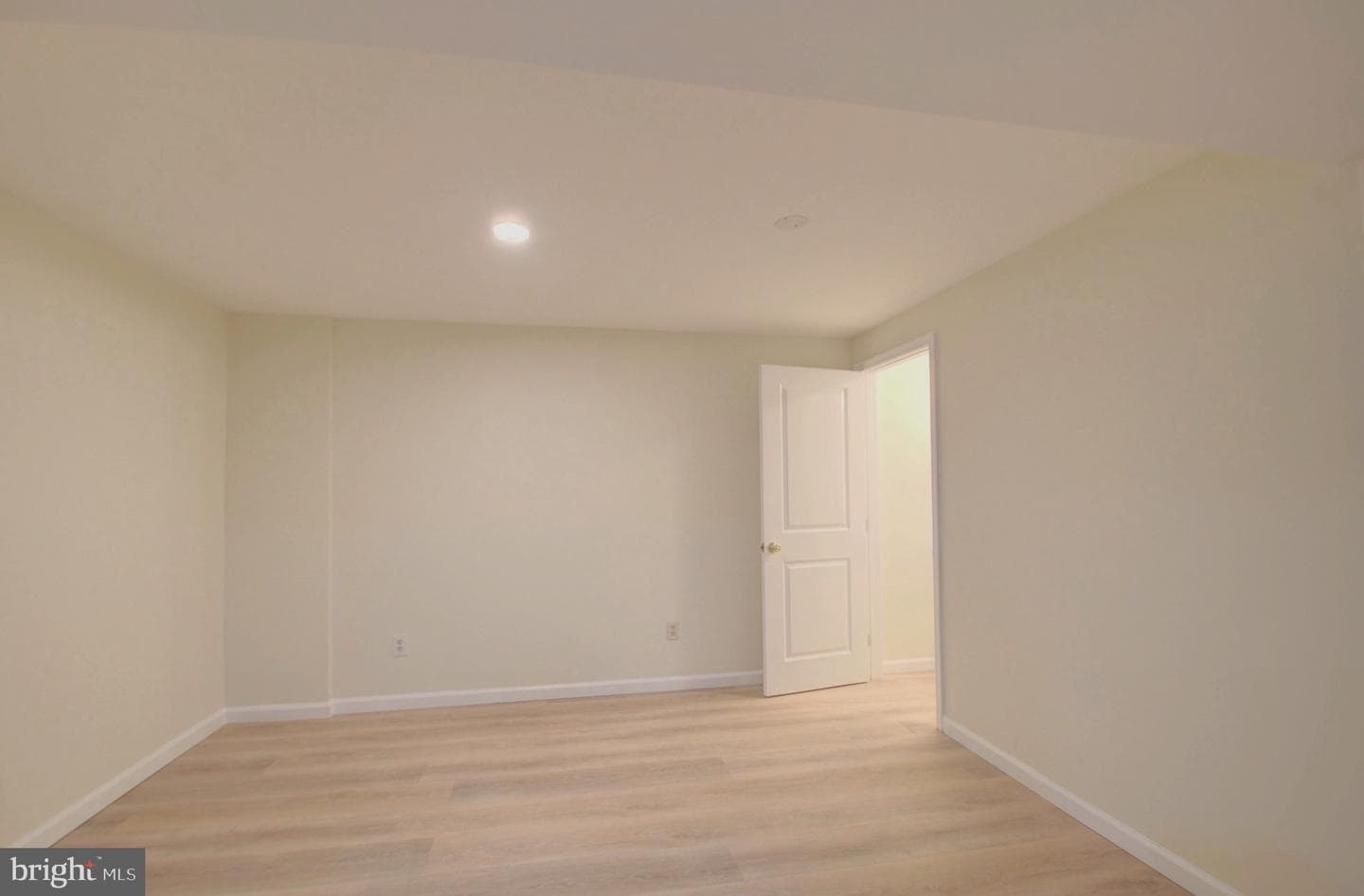 10508 Cambridge Court photo 29