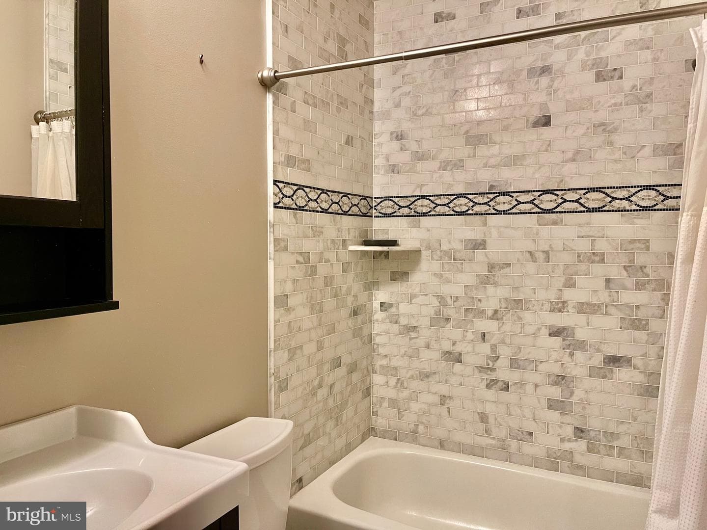 15516 Peach Leaf Lane photo 27