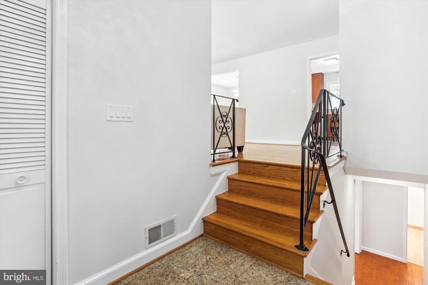 8000 Beech Tree Road photo 15
