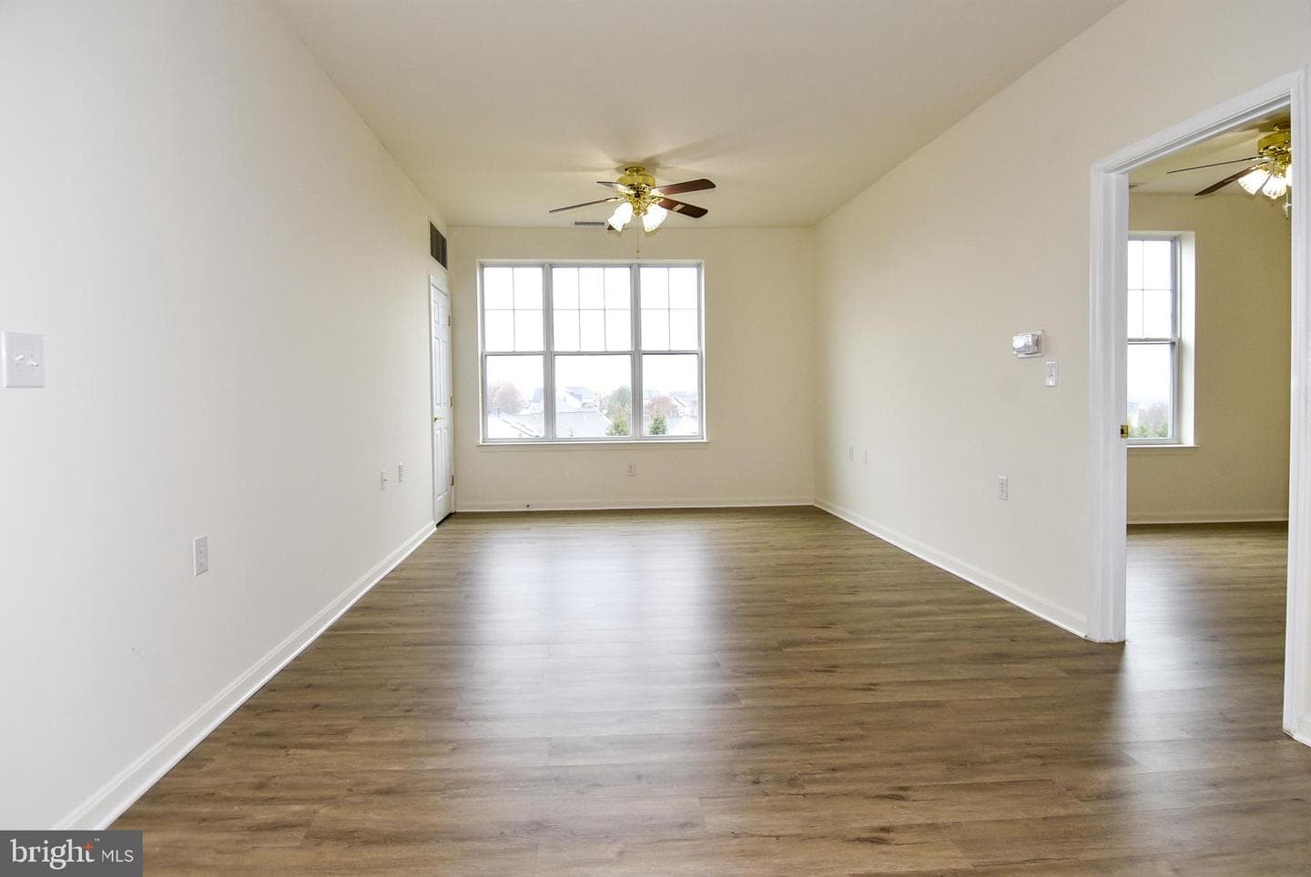 14301 Kings Crossing Boulevard #307 photo 11