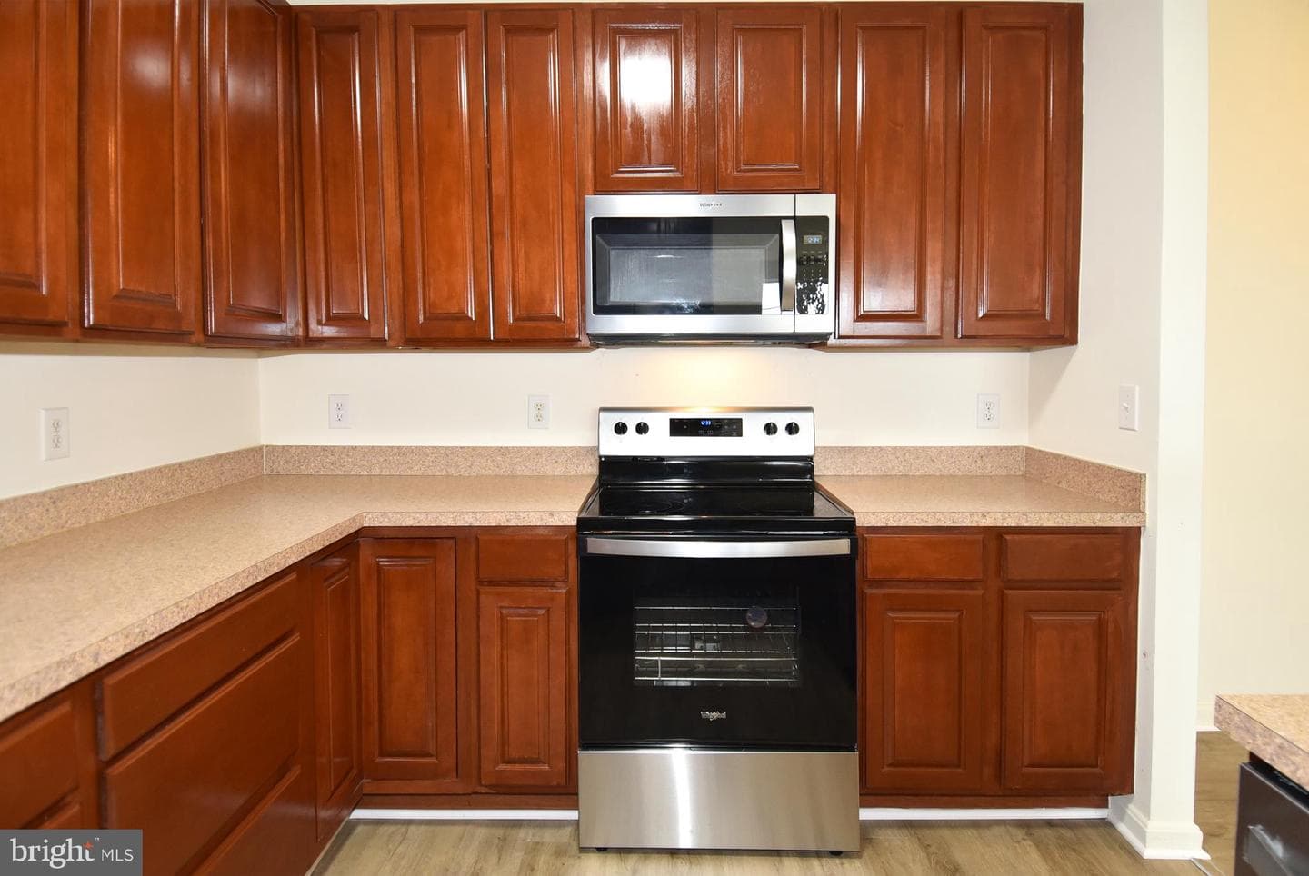 14301 Kings Crossing Boulevard #307 photo 18