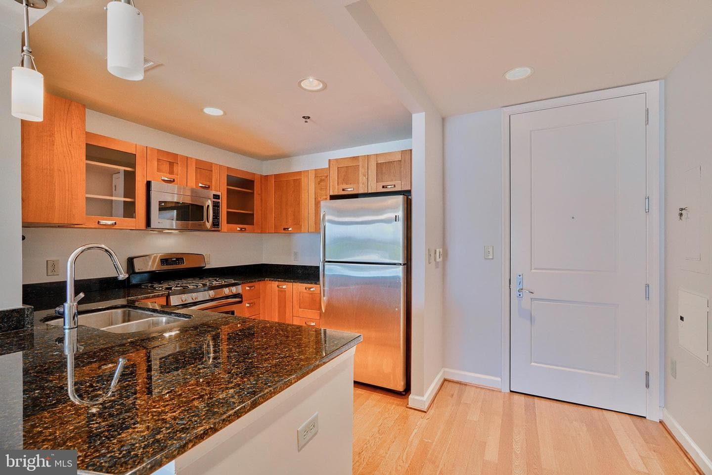 5750 Bou Avenue #810 photo 9