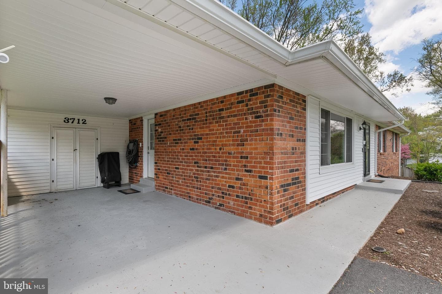3712 Falling Green Road photo 6