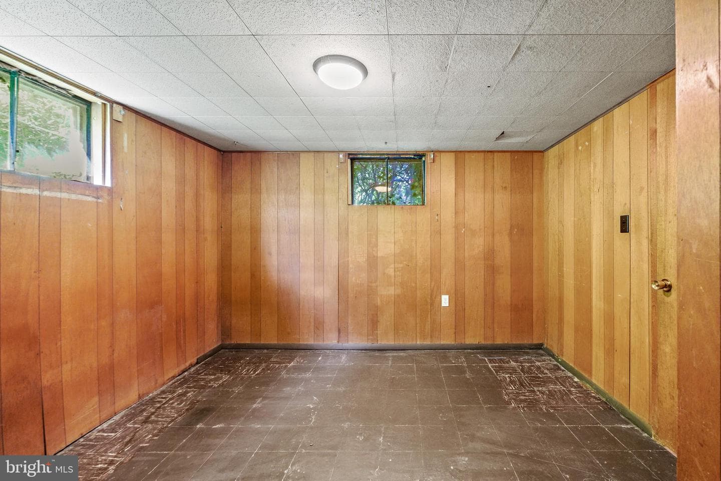 10210 Procter Street photo 32