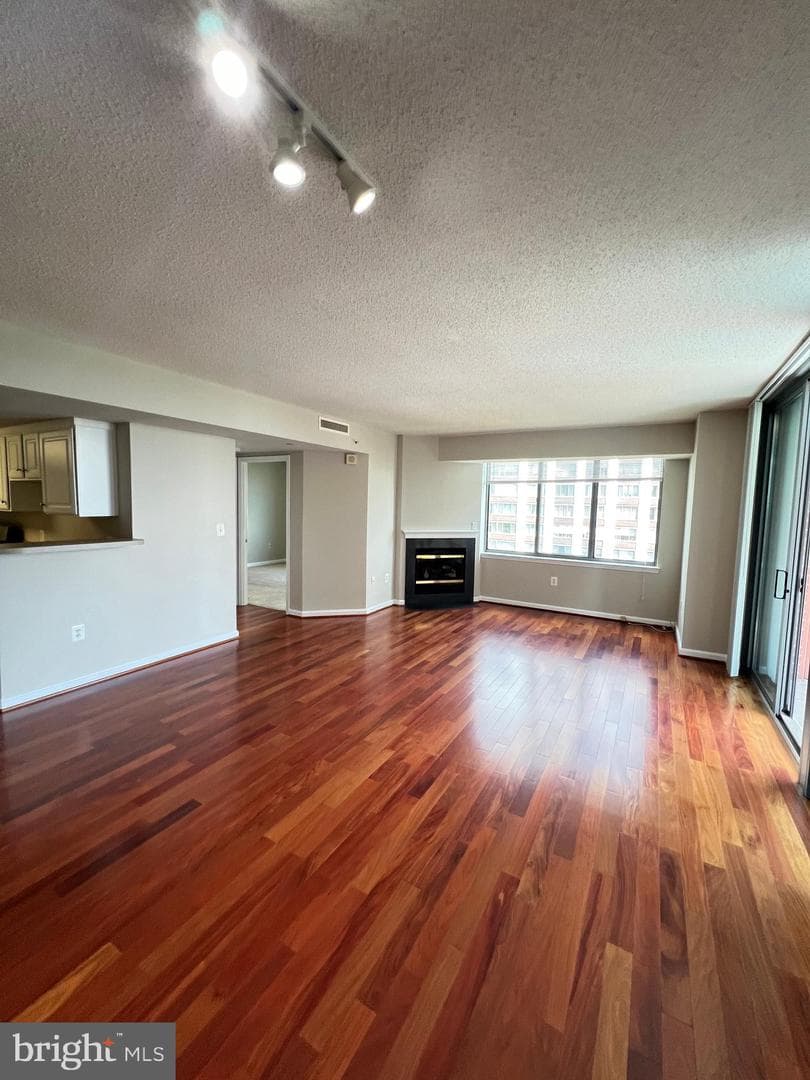 11710 Old Georgetown Road #730 photo 9