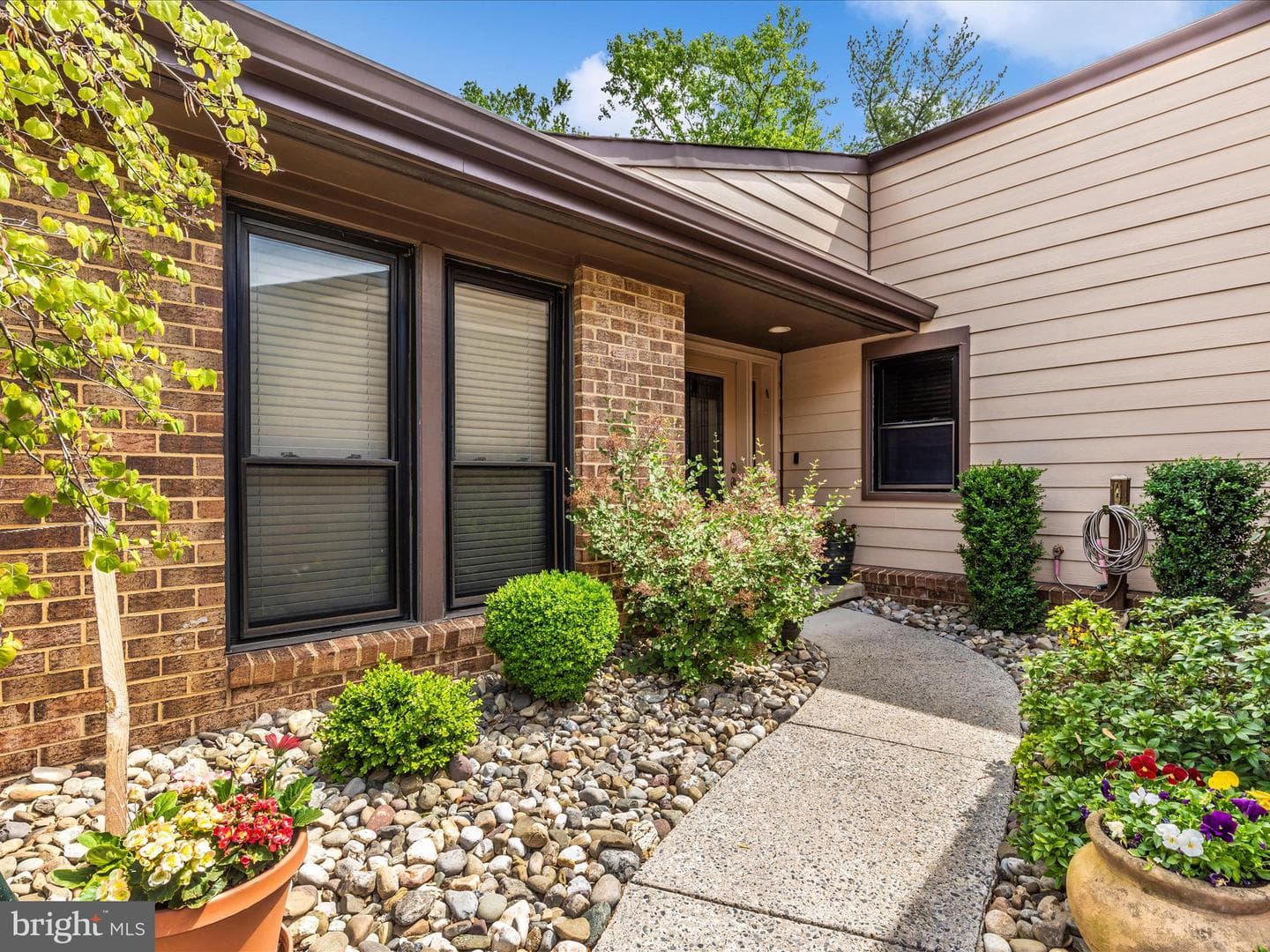 5219 Strathmore Avenue photo 45
