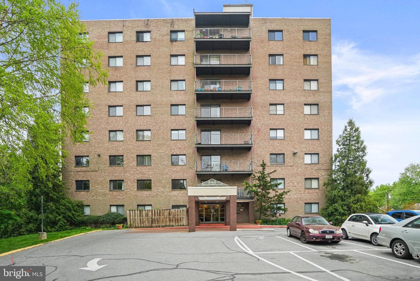 575 Thayer Avenue #404 photo 2