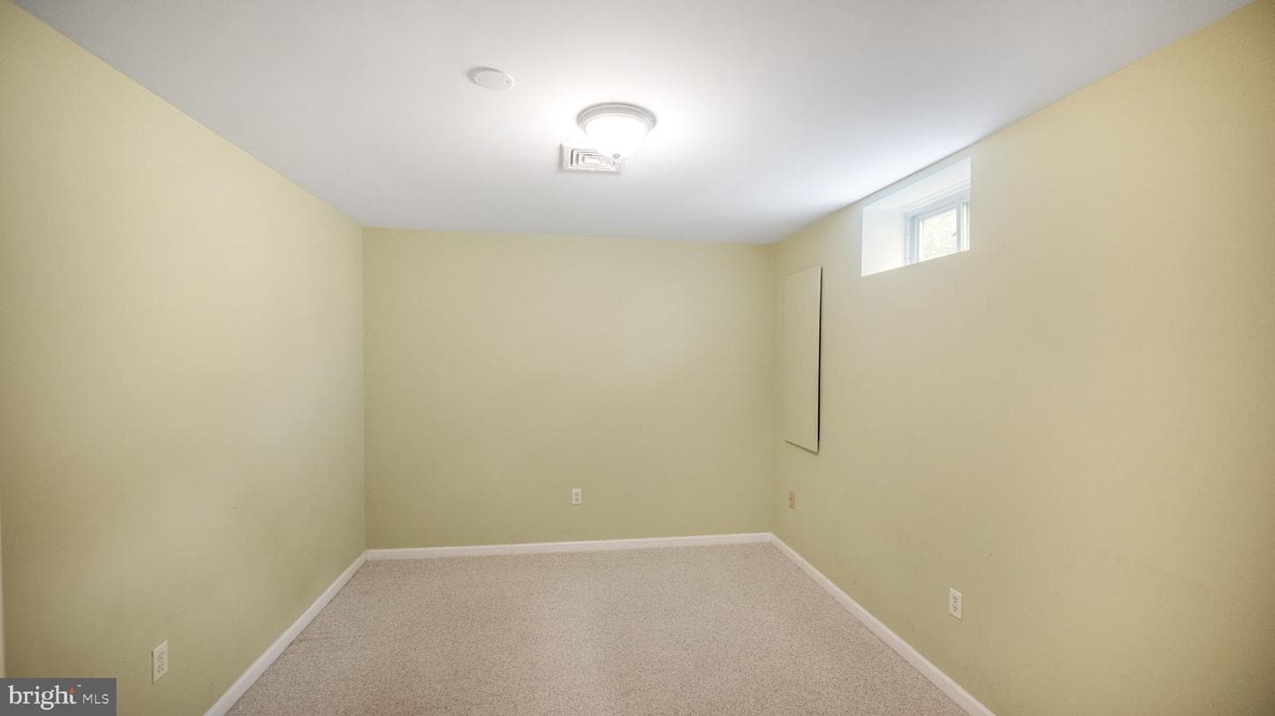 17908 Red Rocks Drive photo 31