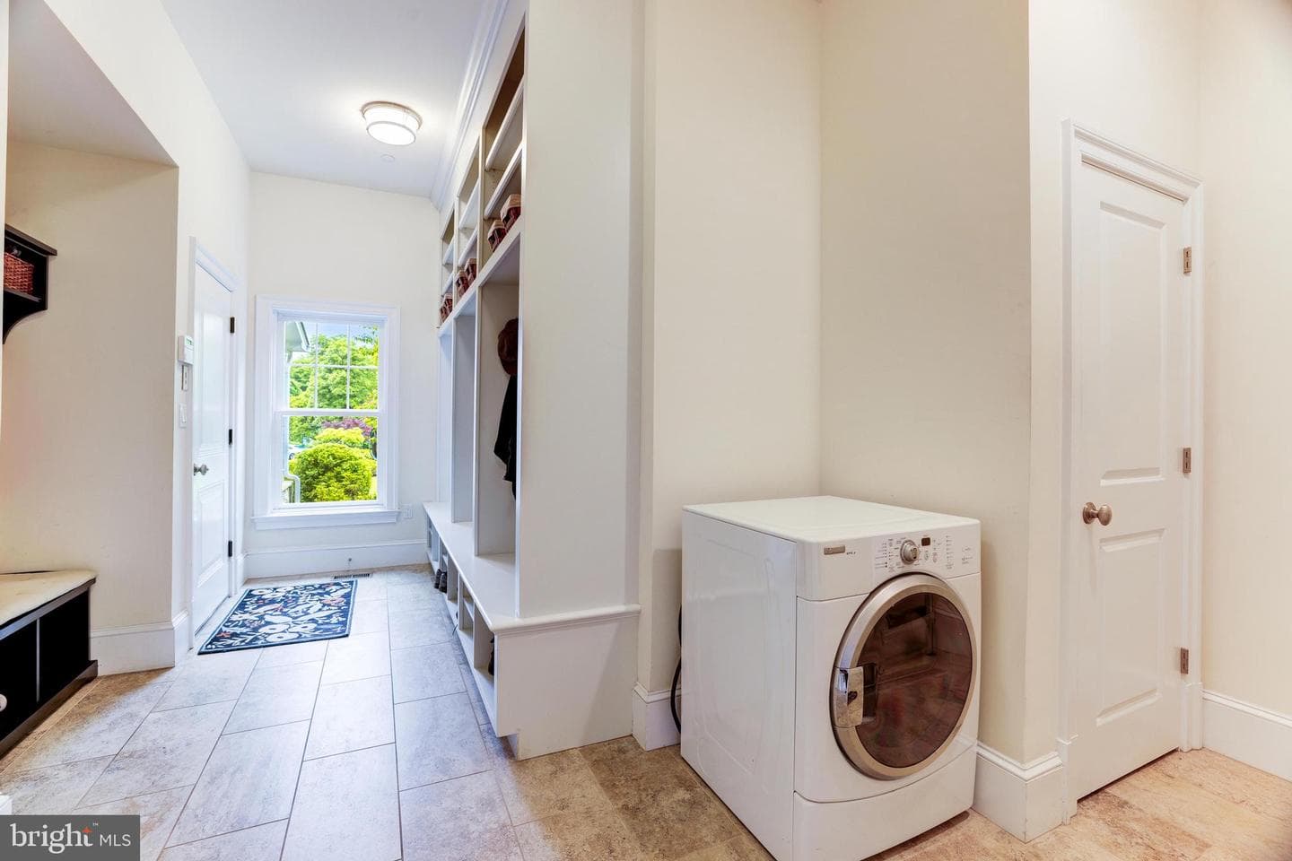 6502 Quaker Ridge Road photo 28