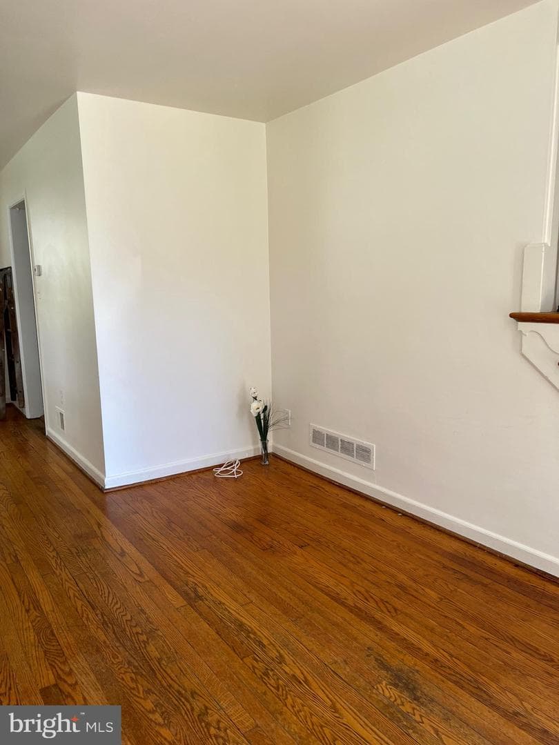 11911 Centerhill Street photo 37