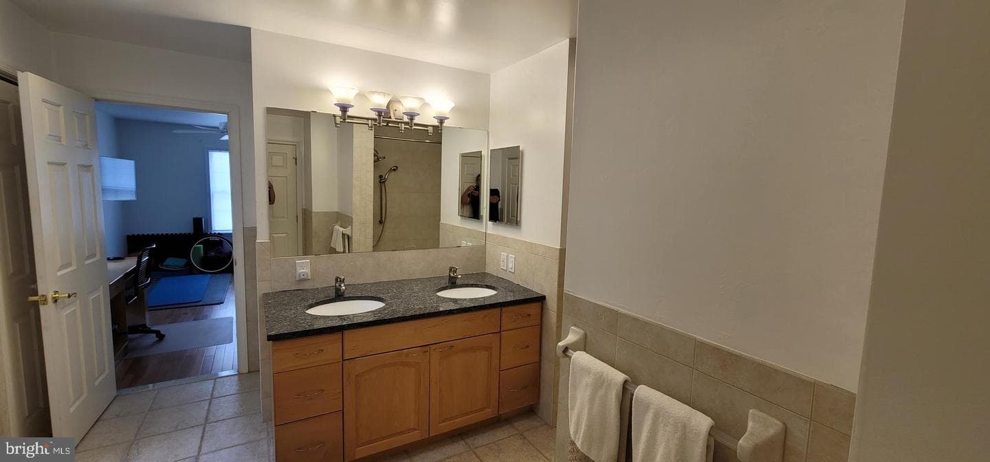 5820 Bradley Boulevard photo 33