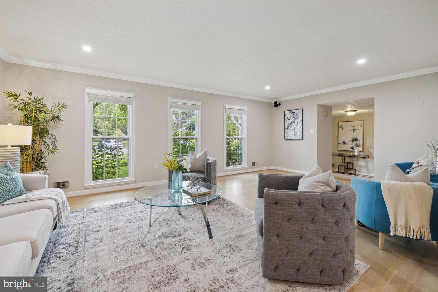 5 Crestview Court photo 4