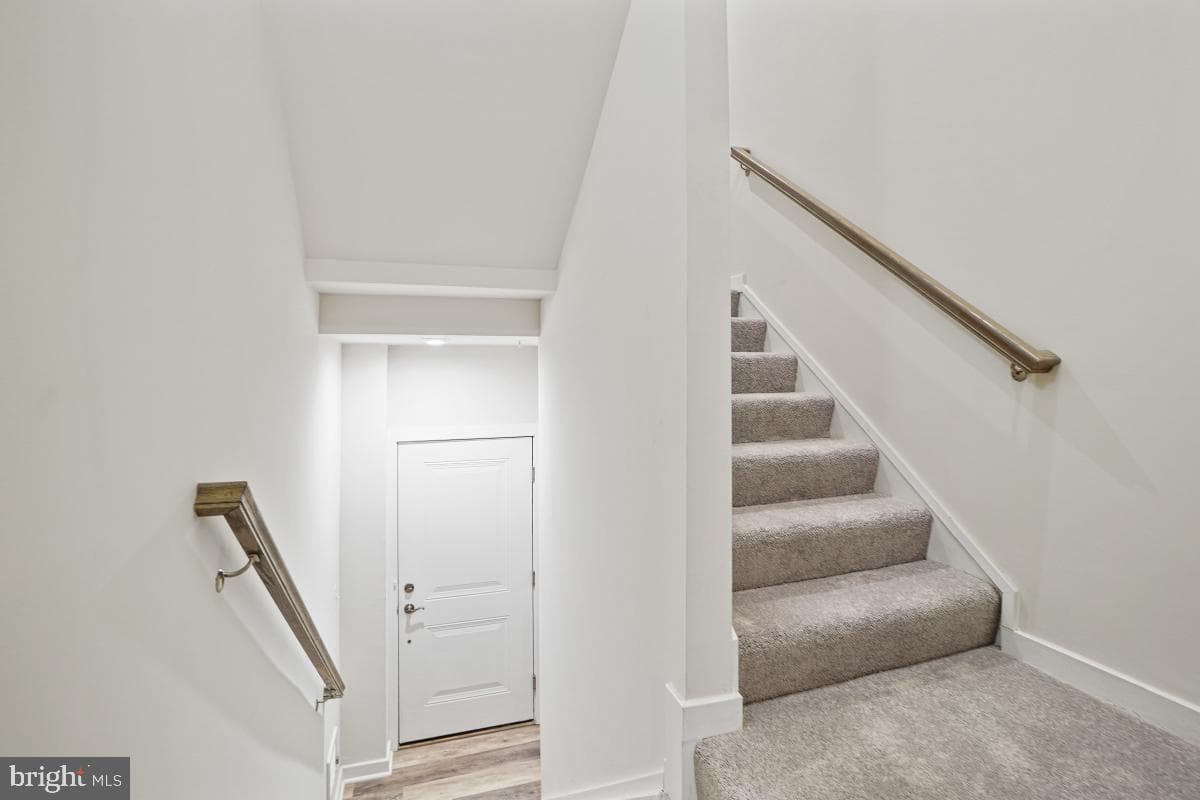 16304 Connors Way #22 photo 4
