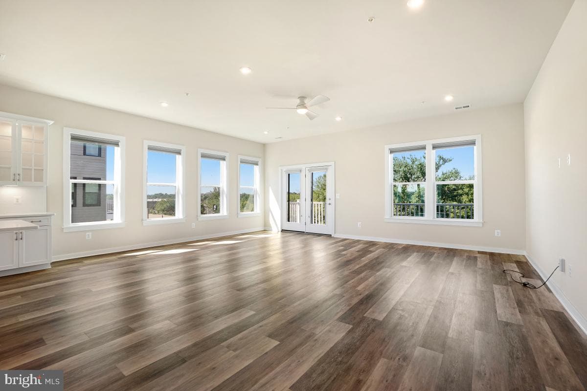 16304 Connors Way #22 photo 6