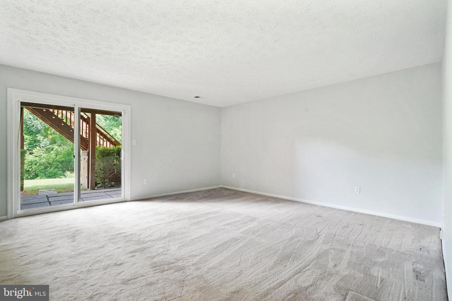 529 Coral Reef Drive photo 29