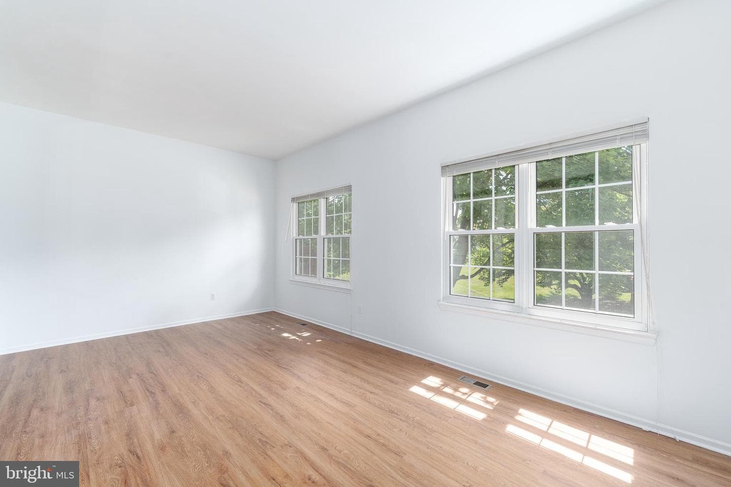 619 Ivy League Lane photo 9