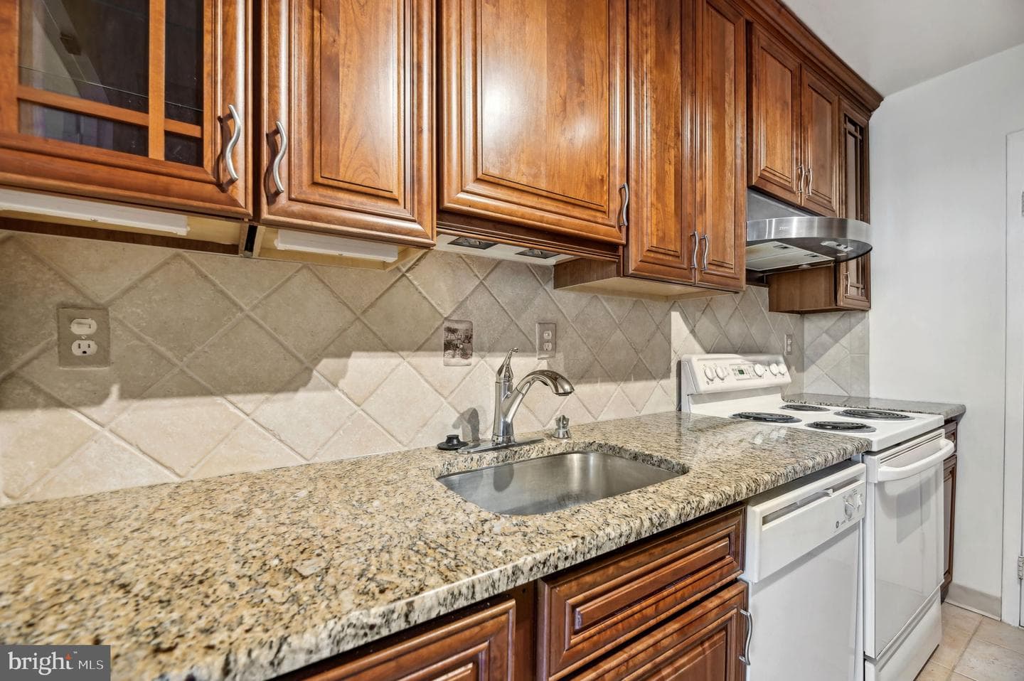 9701 Fields Road #1505 photo 16