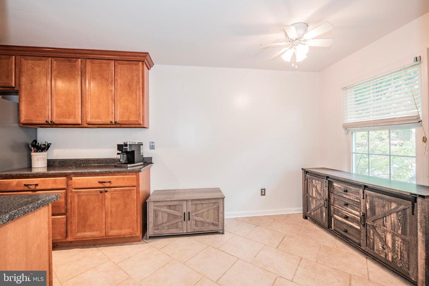 35 Longmeadow Drive photo 14