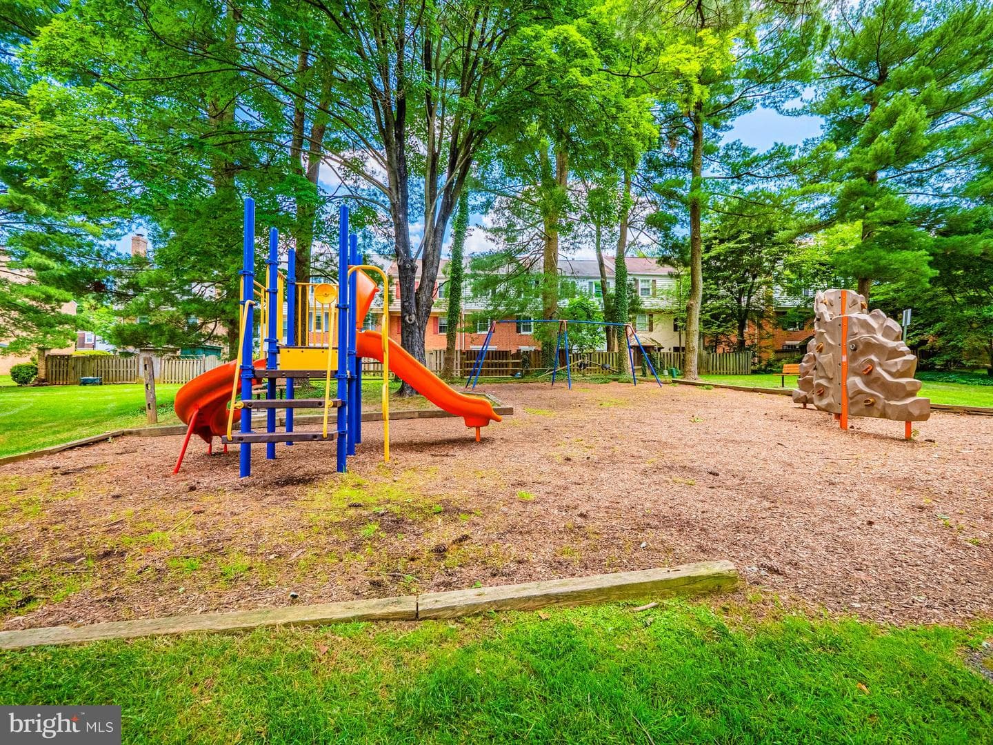 35 Longmeadow Drive photo 35