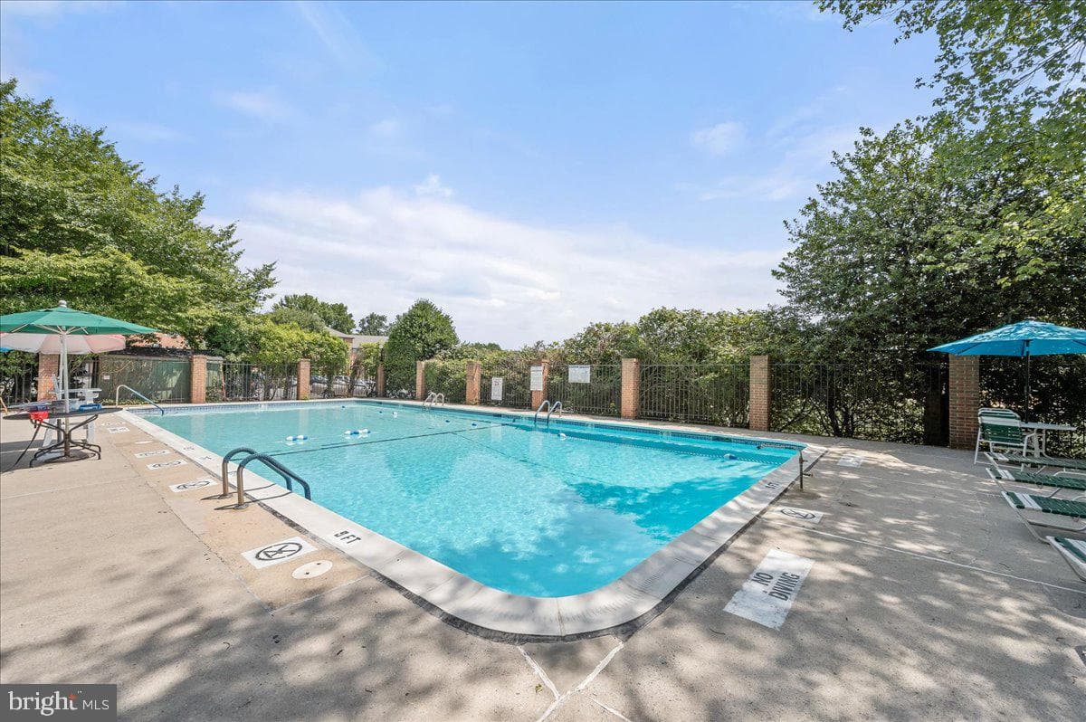 5301 Westbard Circle #314 photo 22