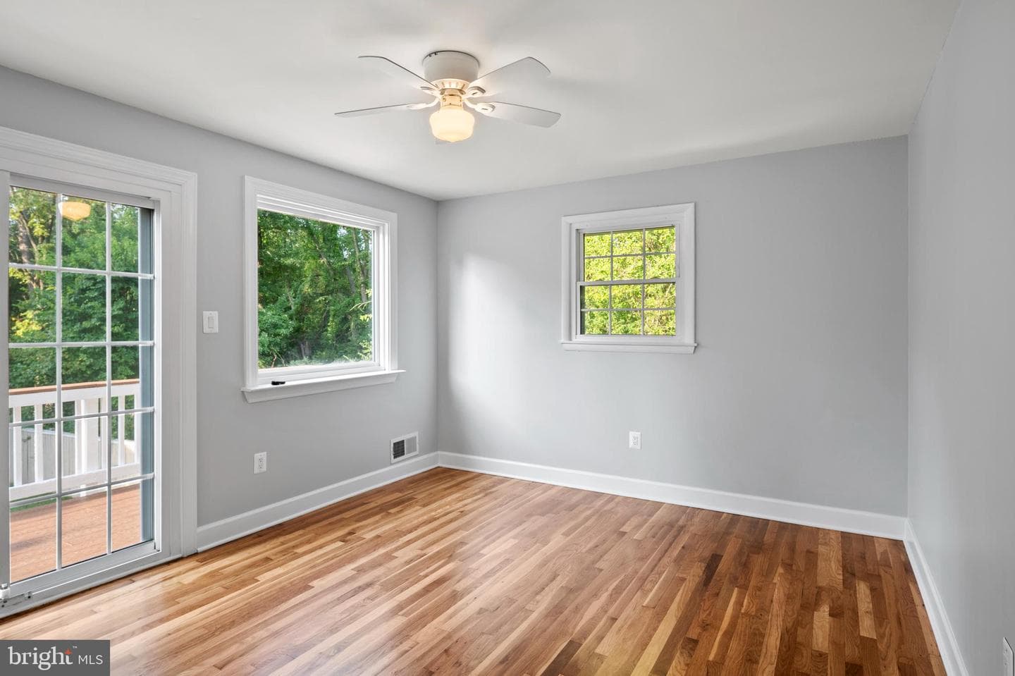 1704 Hopefield Road photo 29