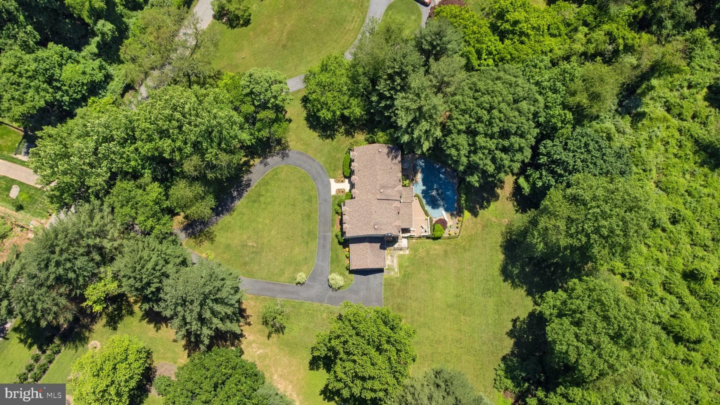 13404 Query Mill Road photo 68
