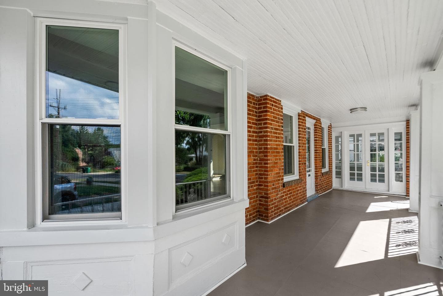 27 Maryland Avenue photo 3
