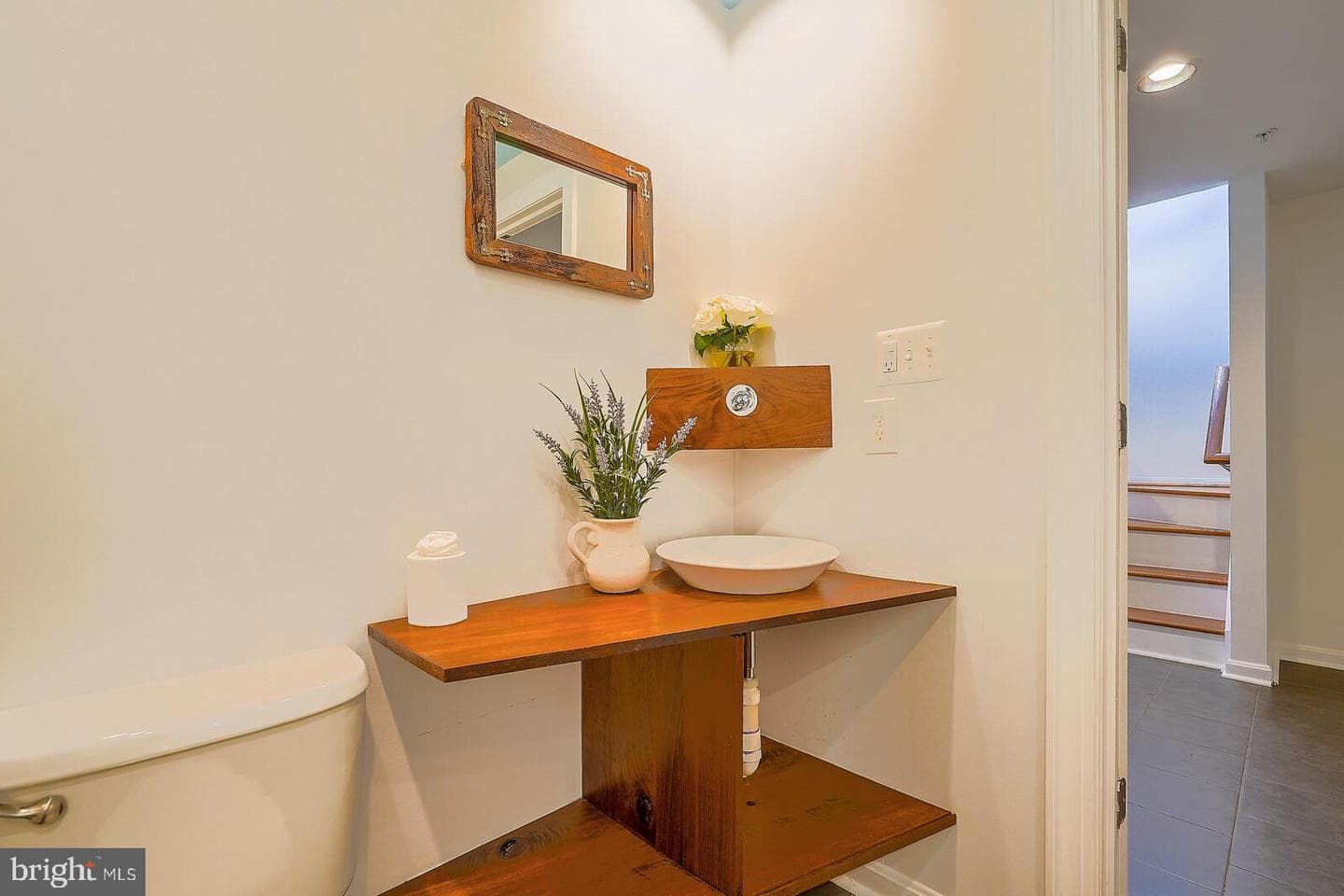16807 Centerfield Way photo 35