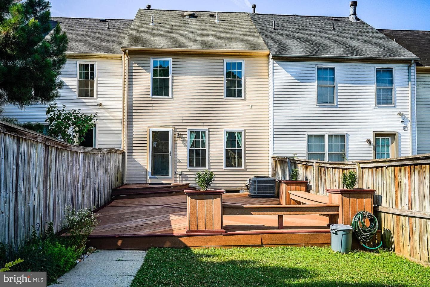 16807 Centerfield Way photo 42