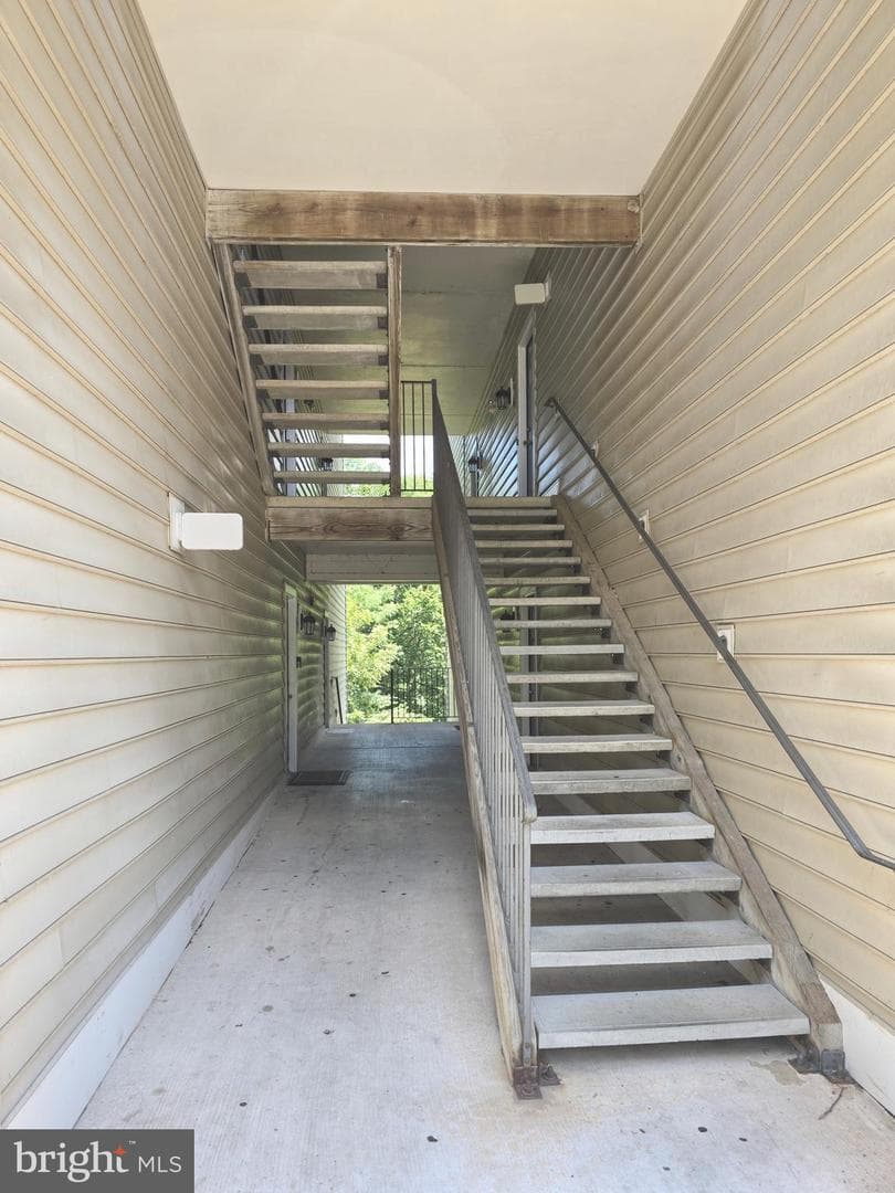 13201 Astoria Hill Court #j photo 3