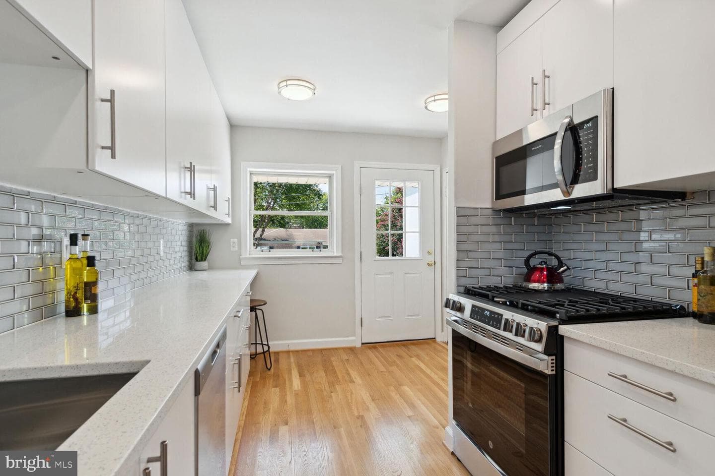 10109 Quinby Street photo 12