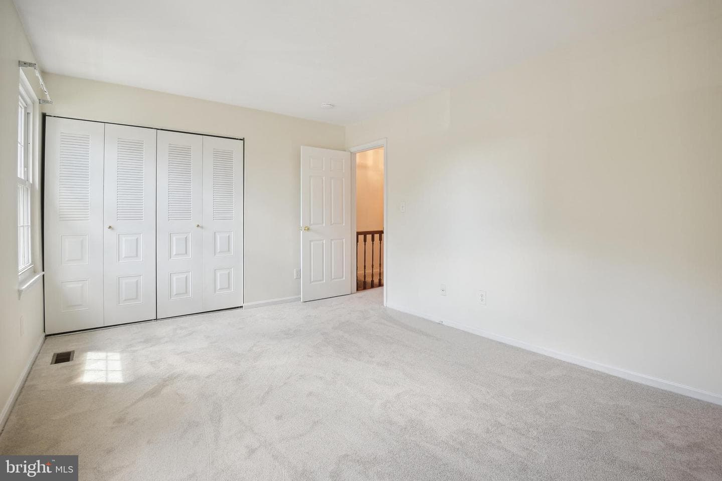 1064 Travis Lane photo 13
