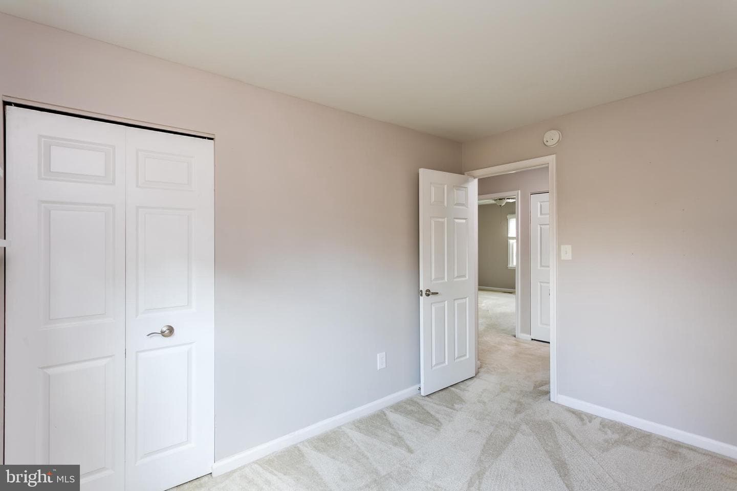 509 Whitcliff Court photo 18