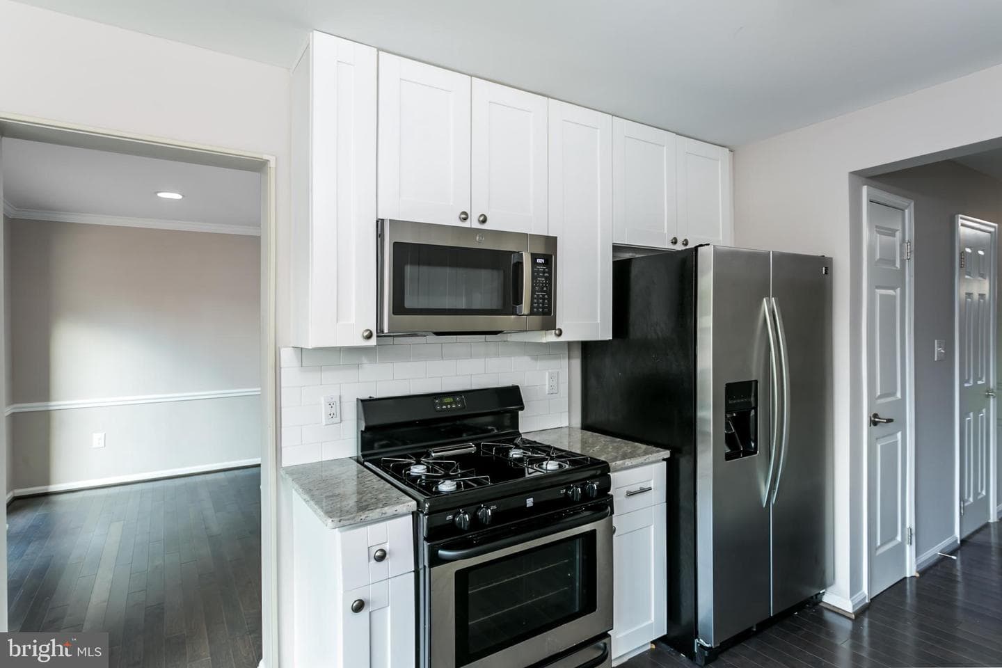 509 Whitcliff Court photo 5