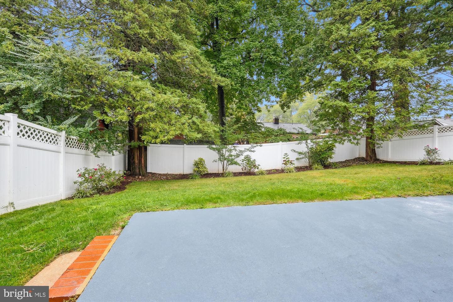2416 Homestead Drive photo 32