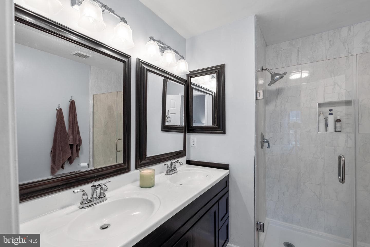 9958 Foxborough Circle photo 21