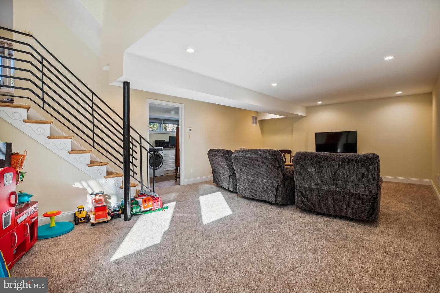 11401 Woodson Avenue photo 11
