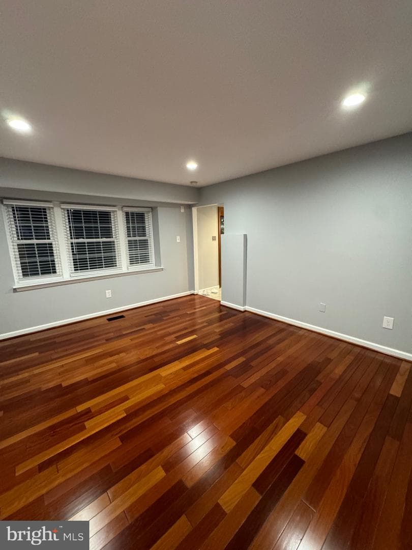 2932 Beaverwood Lane photo 9