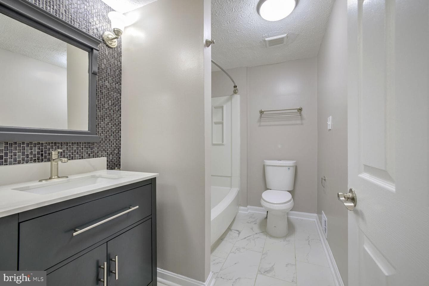 7 Willow Spring Court photo 27