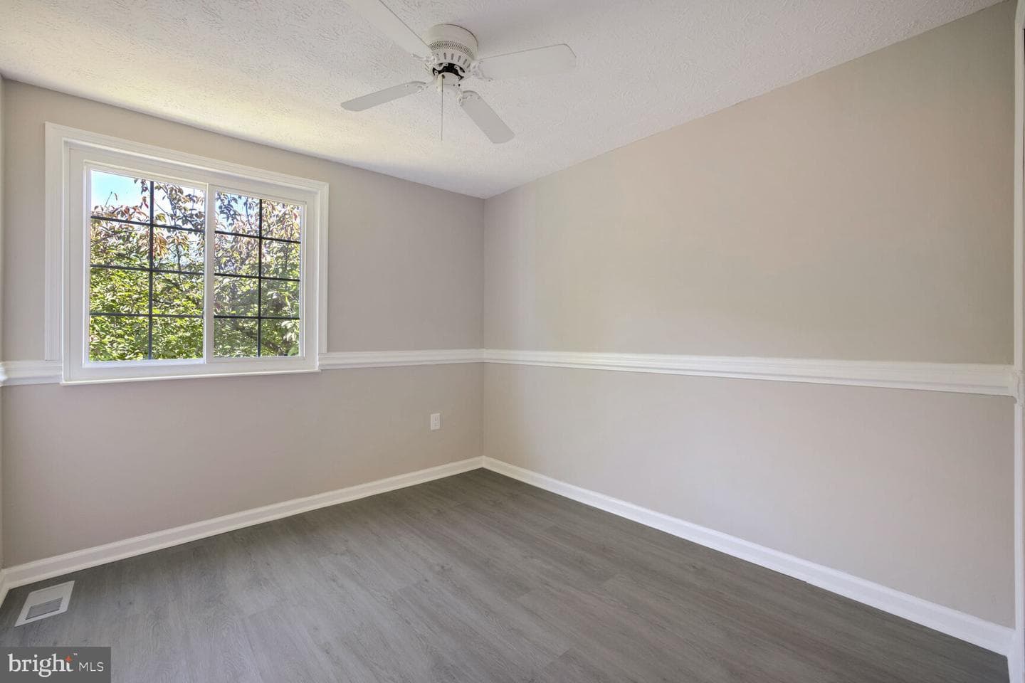 7 Willow Spring Court photo 29