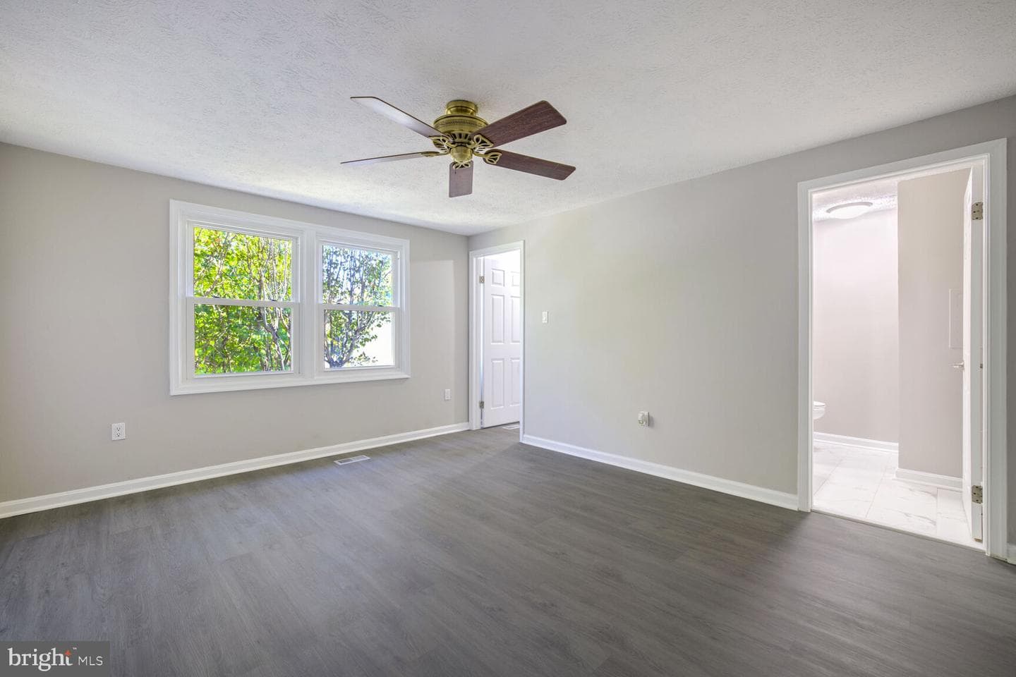 7 Willow Spring Court photo 6