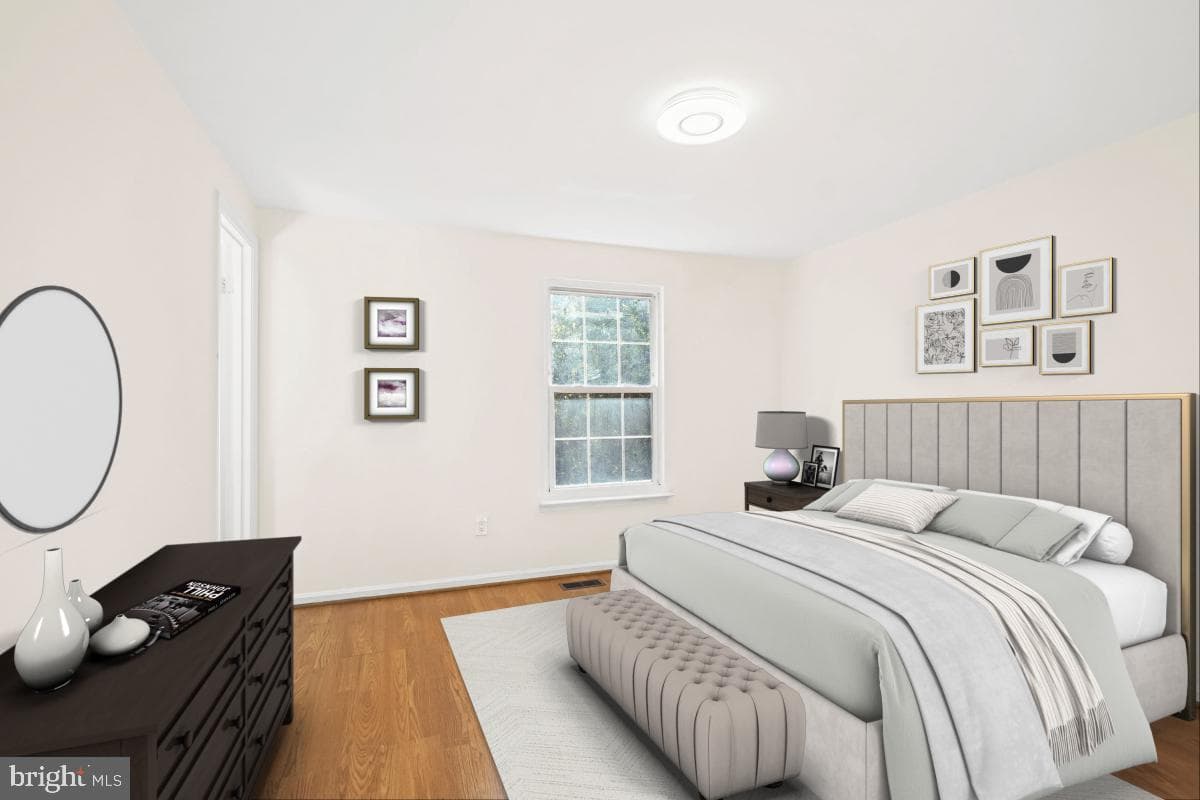 1831 Featherwood Street photo 11